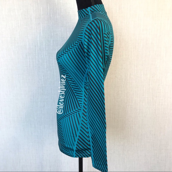 •Under Armour• Cold Gear Running Shirt XS - Picture 4 of 8